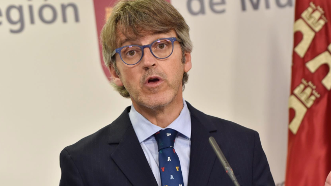 EL consejero de Economía, Hacienda, Fondos Europeos y Administración Digital, Luis Alberto Marín, en una rueda de prensa. EL consejero de Economía, Hacienda, Fondos Europeos y Administración Digital, Luis Alberto Marín, en una rueda de prensa.