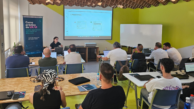 La Consejería de Hacienda, a través de la Fundación Integra Digital y en el marco del programa Capacita Tech, organiza un curso intensivo de Experiencia de Usuario (UX), una de las competencias más demandadas en el ámbit La Consejería de Hacienda, a través de la Fundación Integra Digital y en el marco del programa Capacita Tech, organiza un curso intensivo de Experiencia de Usuario (UX), una de las competencias más demandadas en el ámbit