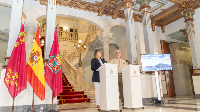 Firma de la cesión entre Defensa y el Ayuntamiento de Cartagena. Firma de la cesión entre Defensa y el Ayuntamiento de Cartagena.