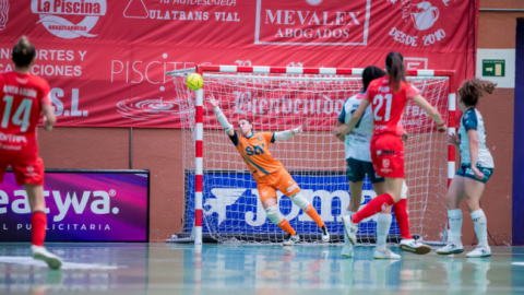 STV Roldán cae ante el Navalcarnero