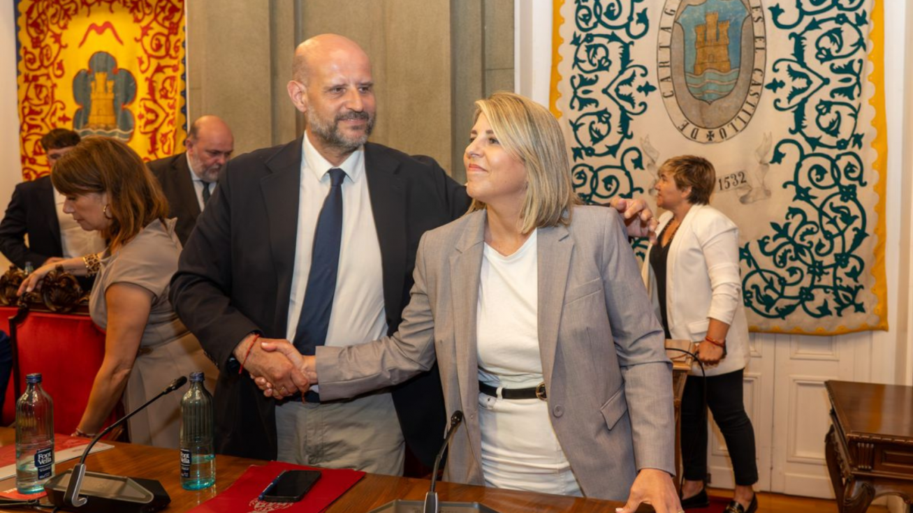 Noelia Arroyo continuará al frente del Ayuntamiento de Cartagena tras fracasar la moción de censura en un pleno marcado por la tensión
