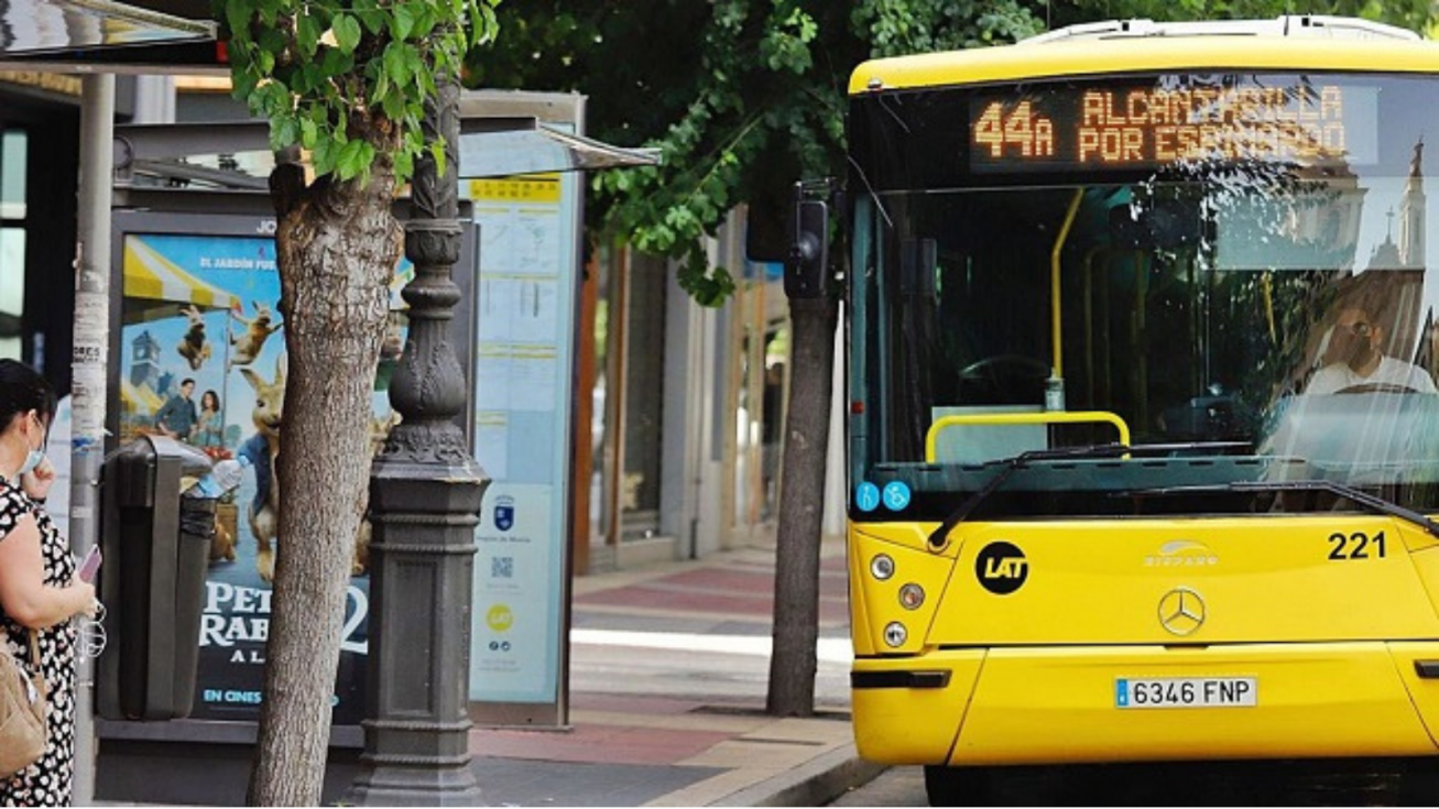 La huelga del transporte sigue en pie: Autobuses y tranvía pararán este miércoles tras fracasar las negociaciones