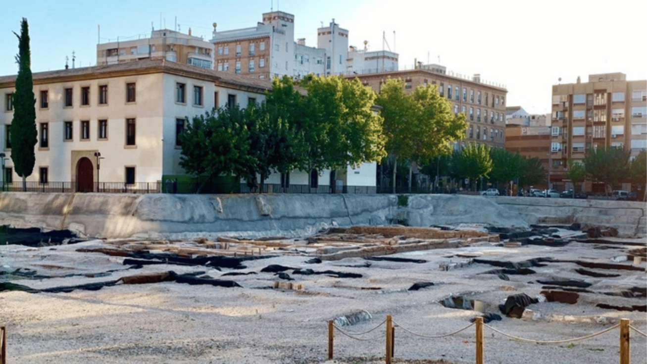 La recuperación de San Esteban entra en su fase decisiva con la licitación de las obras del jardín flotante sobre el yacimiento andalusí