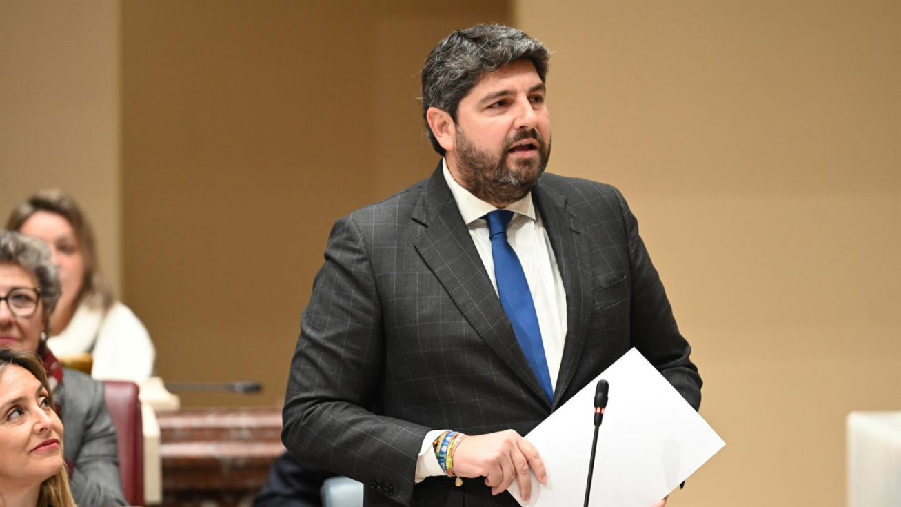 López Miras defiende a Ayala e insiste en que no hay cargos públicos involucrados en la trama de las prótesis