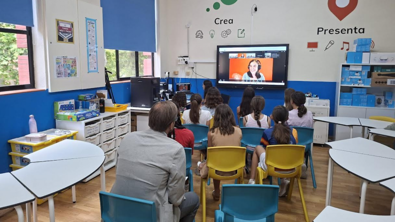 Veolia reconoce al Colegio San Isidoro y Santa Florentina de Cartagena por impulsar vocaciones científicas entre las niñas