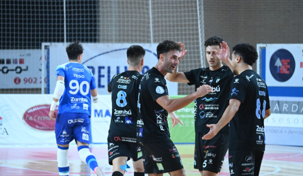 El Príncipe de Asturias se viste de gala para guiar al Zambú Pinatar hacia la gran remontada