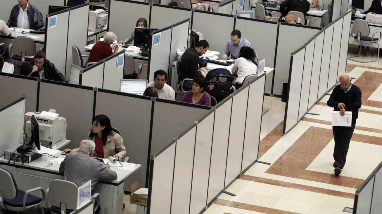 El personal laboral de la Administración General del Estado inicia un calendario de protestas