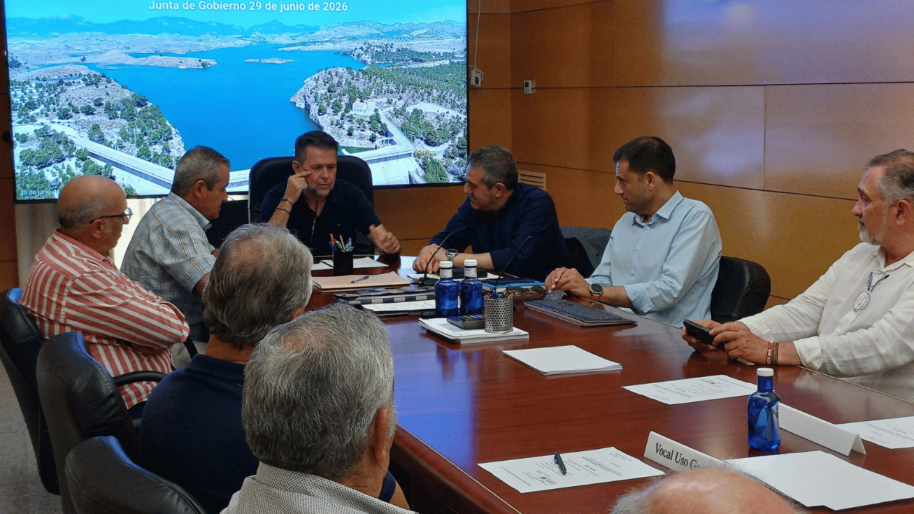 Los regantes de Lorca trasladan al Gobierno regional sus necesidades de agua e infraestructuras