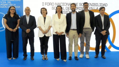 El turismo mira a los residentes: la Región debate cómo crecer sin perder convivencia
