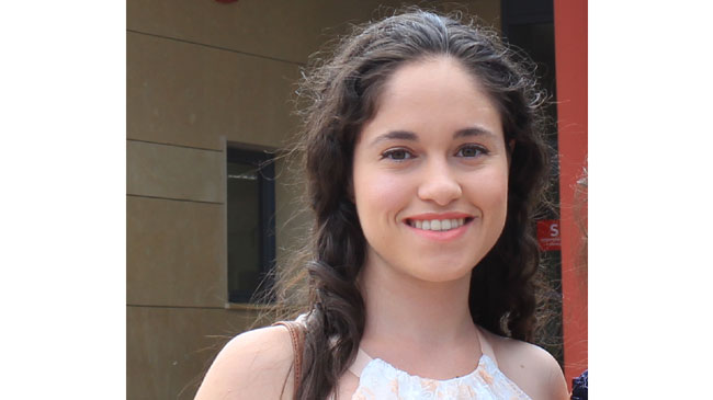 La alumna Elena Mart&iacute;nez