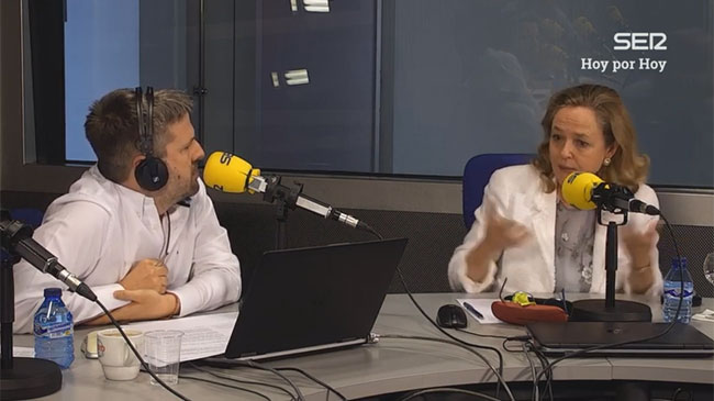 Nadia Calvi&ntilde;o en la Cadena Ser