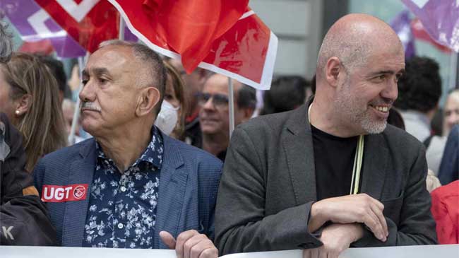 Pepe &Aacute;lvarez, izquierda, y Unai Sordo, secretarios generales de UGT y CCOO