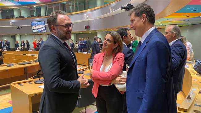 La ministra de Transición Ecológica, Teresa Ribera, con homólogos europeos en Bruselas La ministra de Transición Ecológica, Teresa Ribera, con homólogos europeos en Bruselas