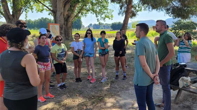 El director general de Juventud, Jos&eacute; Manuel L&oacute;pez, visit&oacute; el campo de voluntariado itinerante en el Noroeste