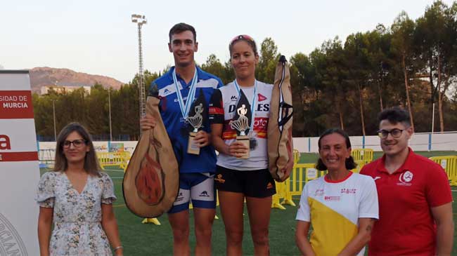 Los ganadores, Nieves Navarro y Jes&uacute;s Montoya