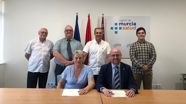 Firma del acuerdo entre el Servicio Murciano de Salud y la Fundaci&oacute;n Mabs Cancer Support