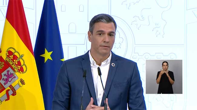 Pedro S&aacute;nchez, sin corbata, hoy en La Moncloa