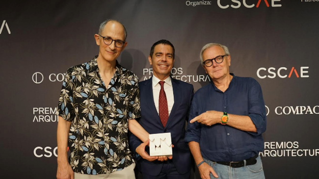 El cartagenero Andr&eacute;s C&aacute;novas recibe el Premio Nueva Bauhaus de Arquitectura 2025.