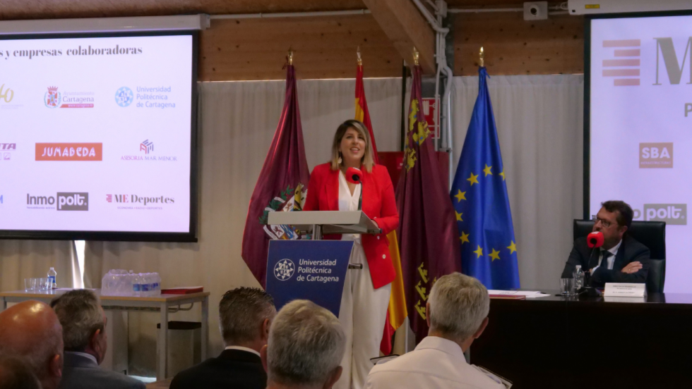 Noelia Arroyo Hernández, alcaldesa de Cartagena en el cierre de las II Jornadas MurciaEconomía-Defensa Noelia Arroyo Hernández, alcaldesa de Cartagena en el cierre de las II Jornadas MurciaEconomía-Defensa