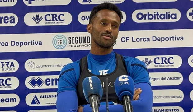El Águilas ata a Fromsa, ex jugador del Lorca Deportiva