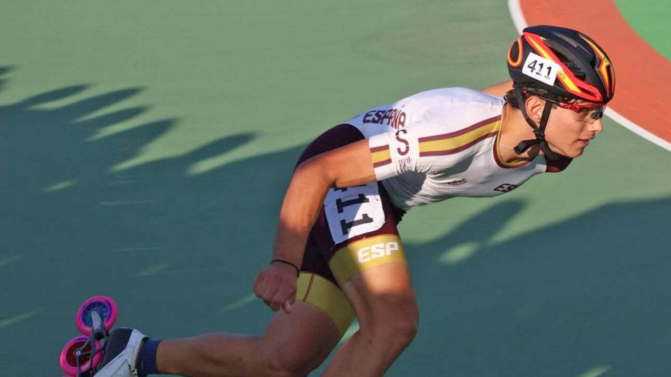 El murciano Pablo González firma un doblete de oros histórico en el Europeo juvenil de Patinaje