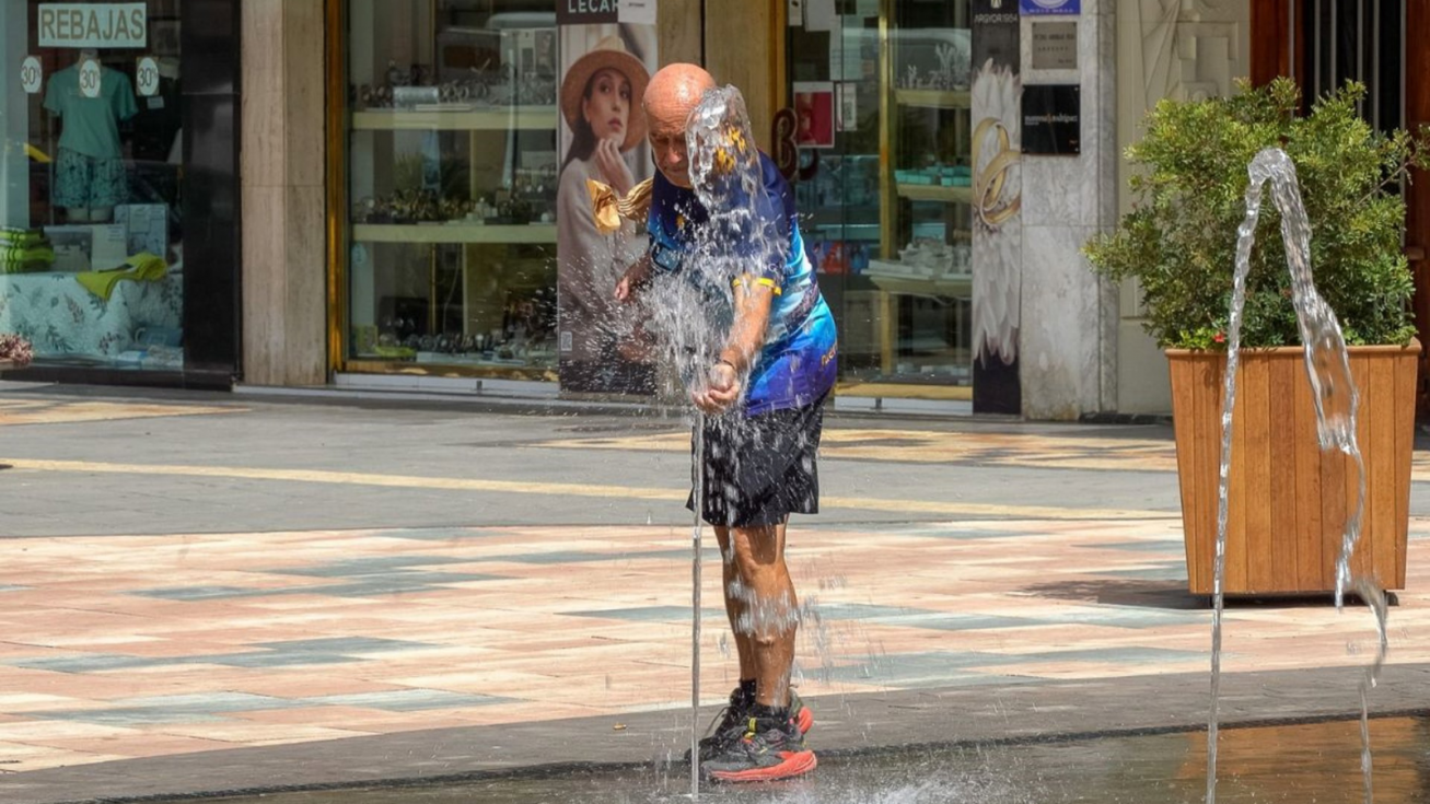 Alerta meteorológica en la Región: la Aemet extiende el aviso naranja por calor extremo y mantiene el riesgo de tormentas con granizo