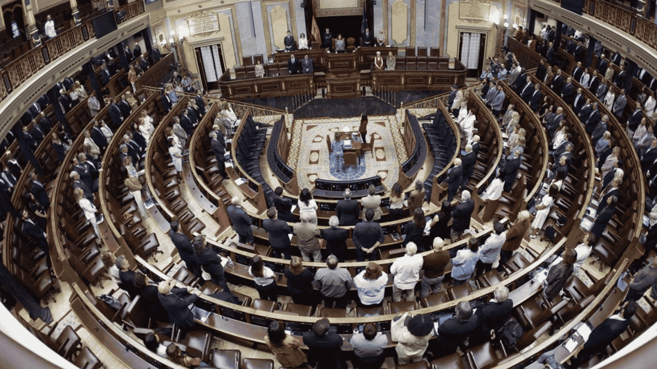 Diputados en el hemiciclo - CONGRESO - Archivo