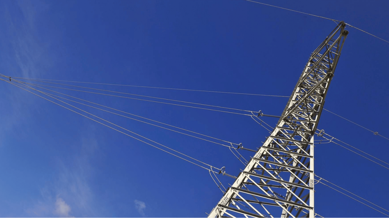 El Gobierno y el BEI financian el gran plan de modernización eléctrica de Naturgy