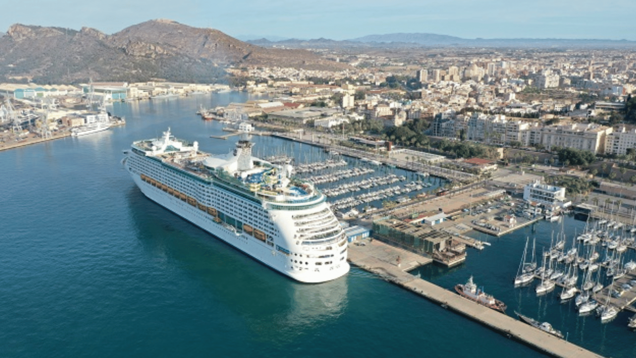 Cartagena encara un verano de cruceros con más de 92.000 turistas por mar y la vista puesta en otro año récord