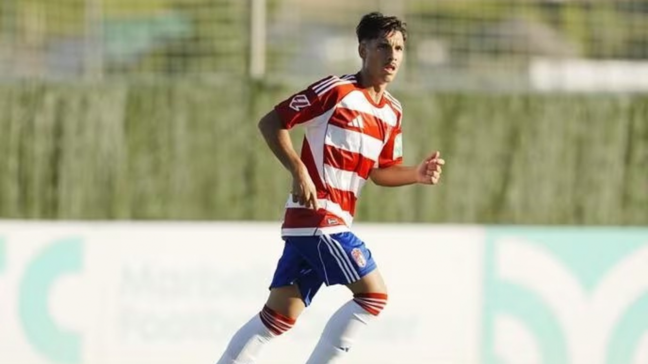 Adri Heredia, talento Sub-23 para el centro del campo blanquiazul