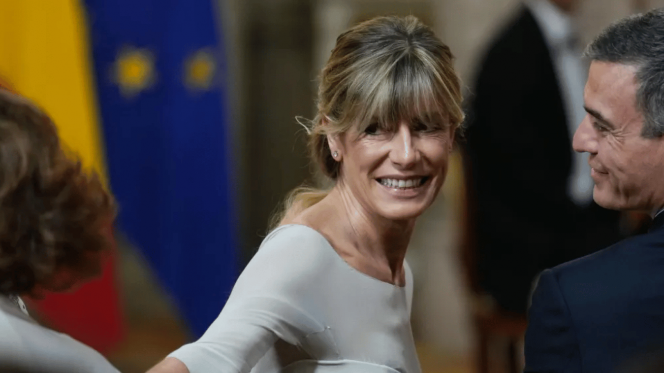 Imagen de archivo del presidente del Gobierno, Pedro S&aacute;nchez, junto a su esposa, Bego&ntilde;a G&oacute;mez - EFE/Borja S&aacute;nchez-Trillo