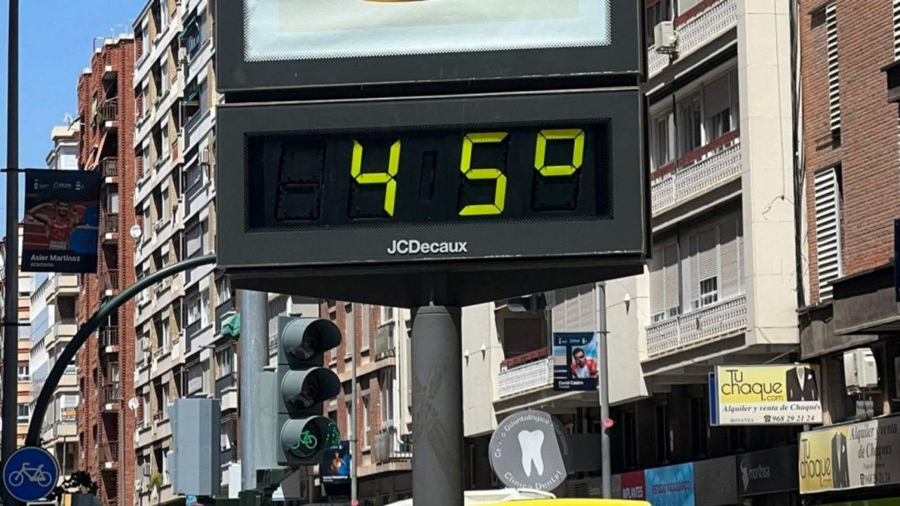 Alerta naranja por calor extremo en la Región de Murcia: los termómetros rozarán los 44°C