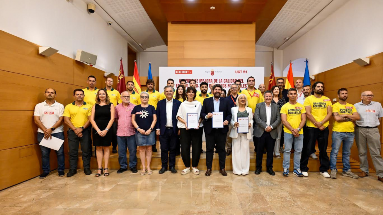 Inyección histórica contra el fuego: la Región de Murcia destinará 140 millones de euros a su servicio de bomberos forestales