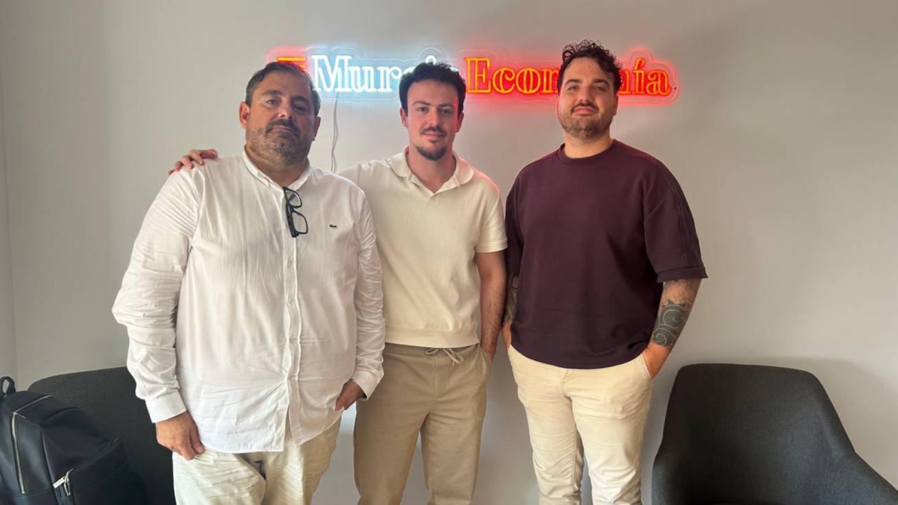 MurciaEconomía Radio revoluciona las ondas con su nueva parrilla deportiva diaria y una gran apuesta por el fútbol modesto