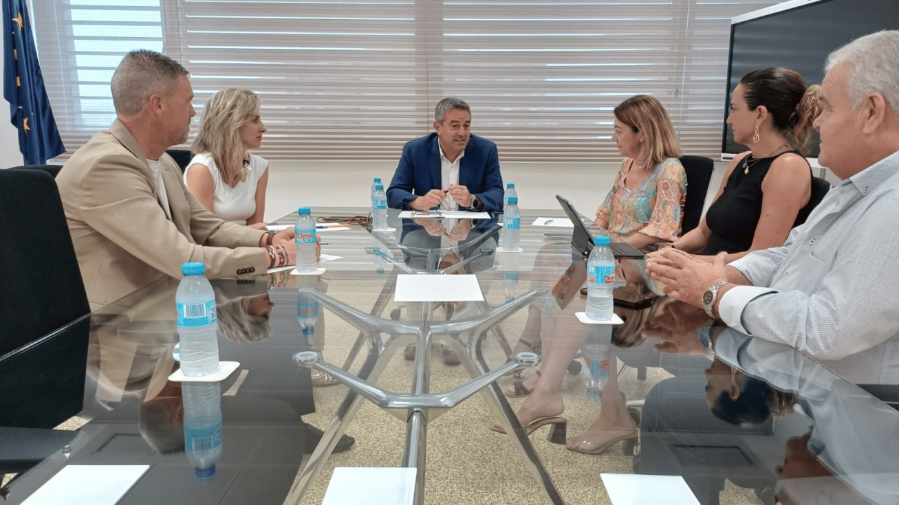 Nuevas ayudas Leader para apoyar empresas, servicios y turismo en los municipios rurales