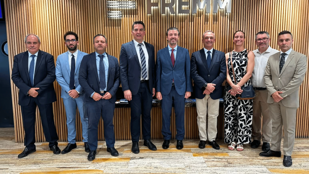 Defensa valida a INDUTEC como referente y elogia el trabajo de para impulsar a las empresas de tecnolog&iacute;a dual - FREMM