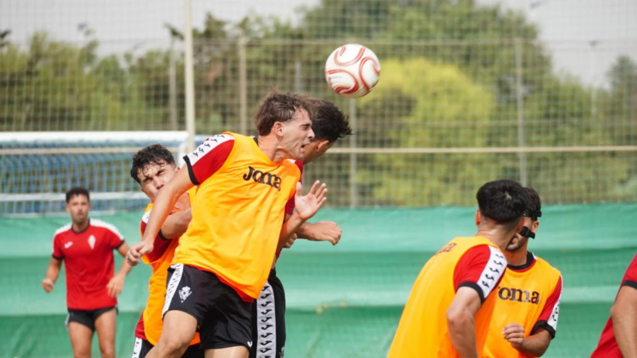 Entrenamiento del Real Murcia.