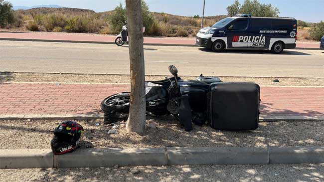 Estado en que qued&oacute; la moto que conduc&iacute;a el repartidor de comida fallecido el martes