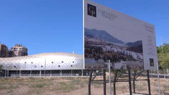 Solar sobre el que se levantar&aacute;n las viviendas