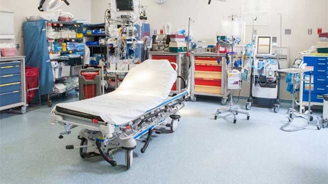 Sala de un hospital de campa&ntilde;a