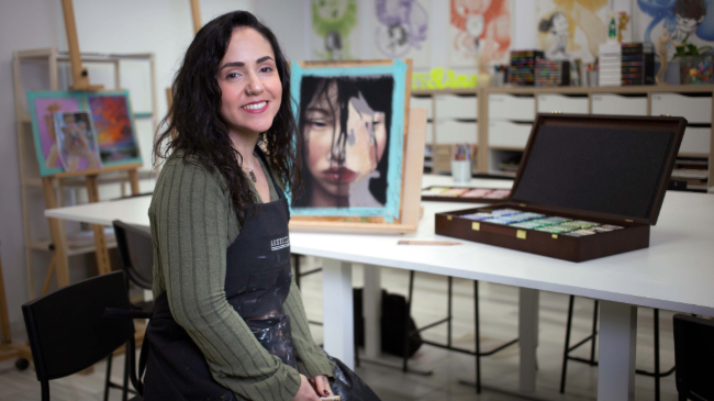 Nuria Spinola impuls&oacute; una academia de arte en Sevilla con el apoyo de MicroBank