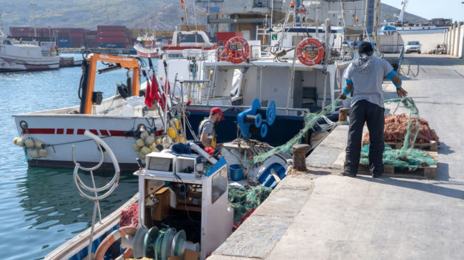 Pescadores en la Cofrad&iacute;a del puerto de Cartagena