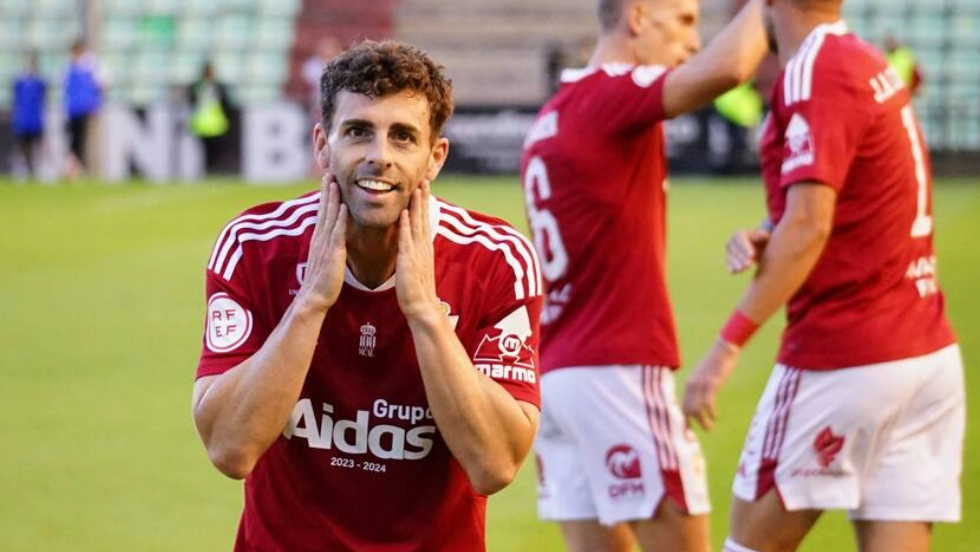 Rodri Ríos con la elástica del Real Murcia. Rodri Ríos con la elástica del Real Murcia.
