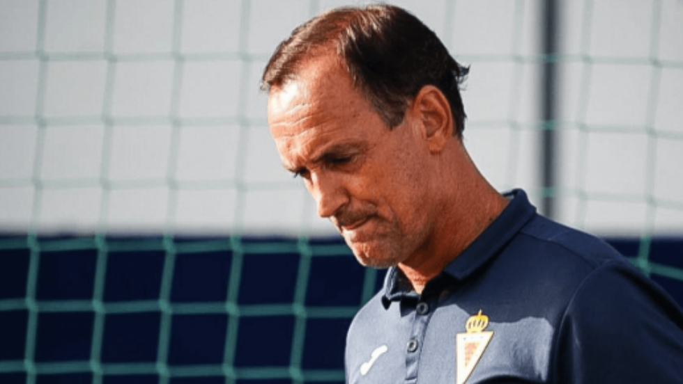 Joseba Etxeberria durante un entrenamiento del Real Murcia. Joseba Etxeberria durante un entrenamiento del Real Murcia.