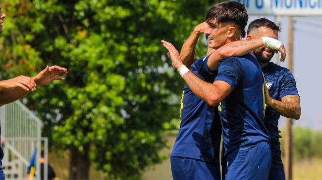 Jugadores del UCAM CF celebrando uno de los goles de Julito. Jugadores del UCAM CF celebrando uno de los goles de Julito.