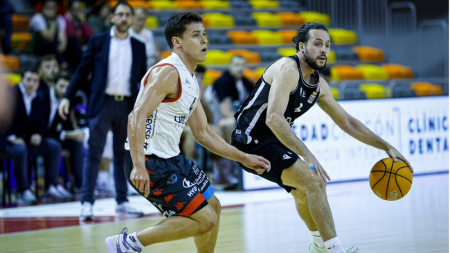 Alberto Martín renueva una temporada más con el Grupo Caesa Cartagena. Alberto Martín renueva una temporada más con el Grupo Caesa Cartagena.