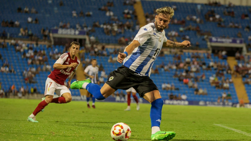 Amistoso entre el Hércules y el Real Murcia (Héctor Fuentes). Amistoso entre el Hércules y el Real Murcia (Héctor Fuentes).