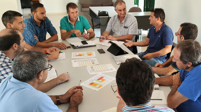 Técnicos de las empresas integrantes de NUVES y miembros de la UPCT Técnicos de las empresas integrantes de NUVES y miembros de la UPCT