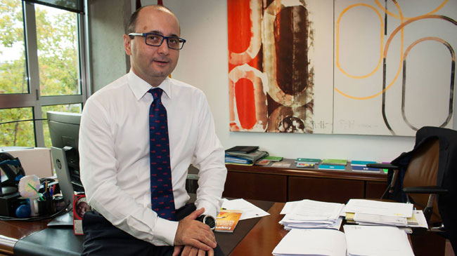 Joaqu&iacute;n G&oacute;mez es el director del Instituto de Fomento
