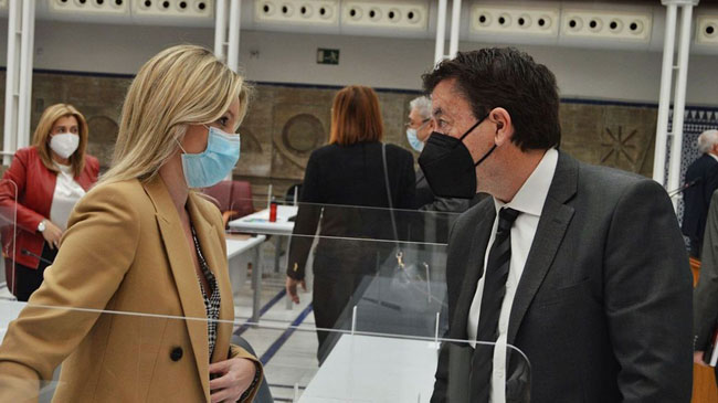 Ana Mart&iacute;nez Vidal y Juan Jos&eacute; Molina